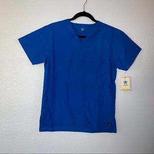 NWT Maevn Scrub Top Blue